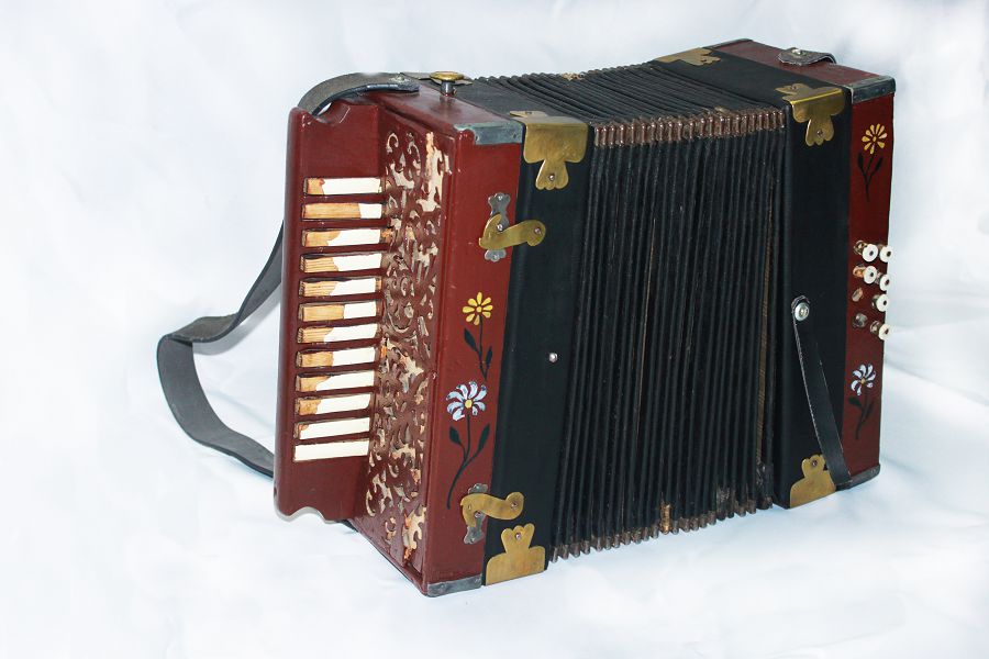 Taıjan tartqan syrnaı