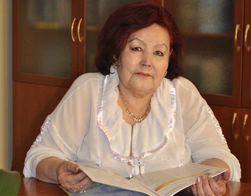 Qanıpa ustaz atyna kóshe beriledi