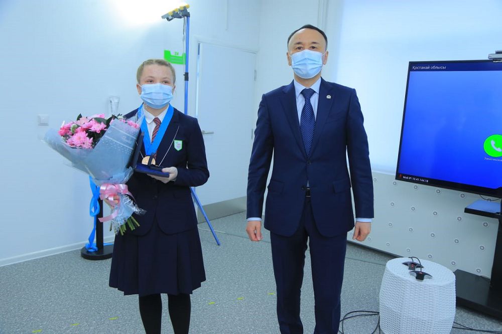 Oqýshy «Elbasy medalin» aldy