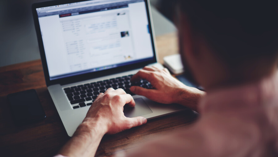 Shyn.kz jańa kommýnıkasııa quraldary jastardyń densaýlyǵyn saqtaýǵa kómektesedi