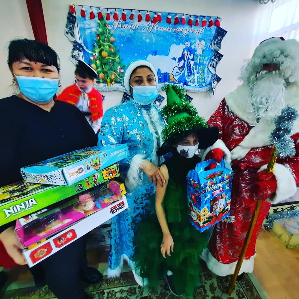 Mańǵystaýda ekologtar balalardy quttyqtady