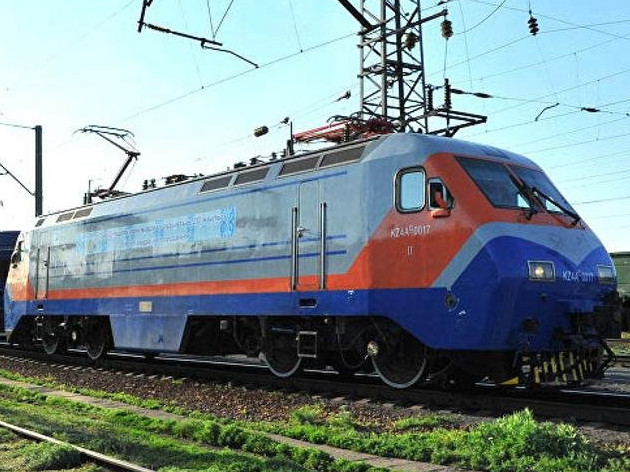 Jańa jyl qarsańynda qosymsha vagondar iske qosylady