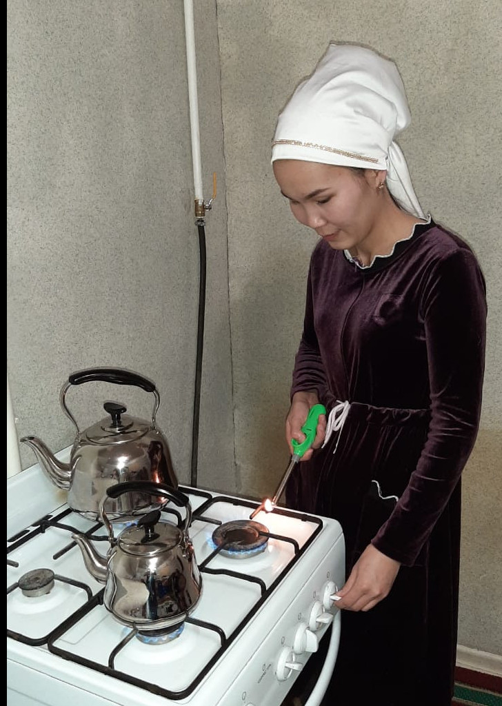 Ǵ. Muratbaev aýylynyń turǵyndary kógildir otynnyń ıgiligin kórýde