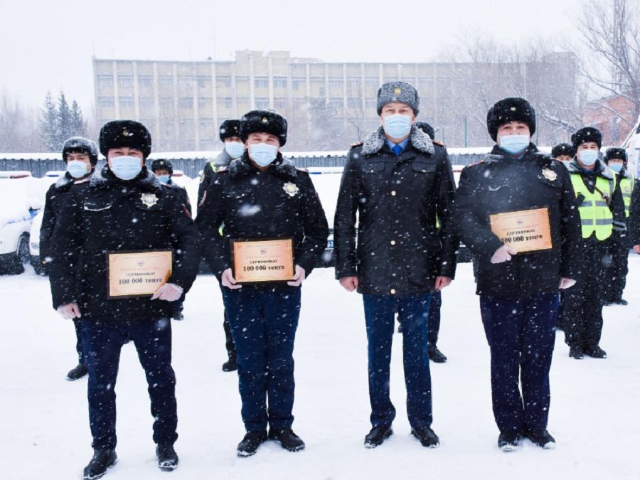 Adam ómirin qutqarǵan qaharmandar