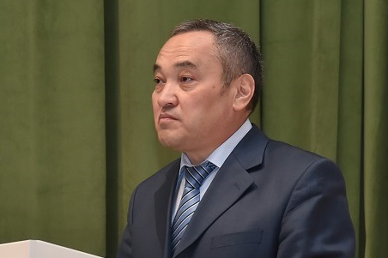 El de, jer de jaqsy atqa laıyq