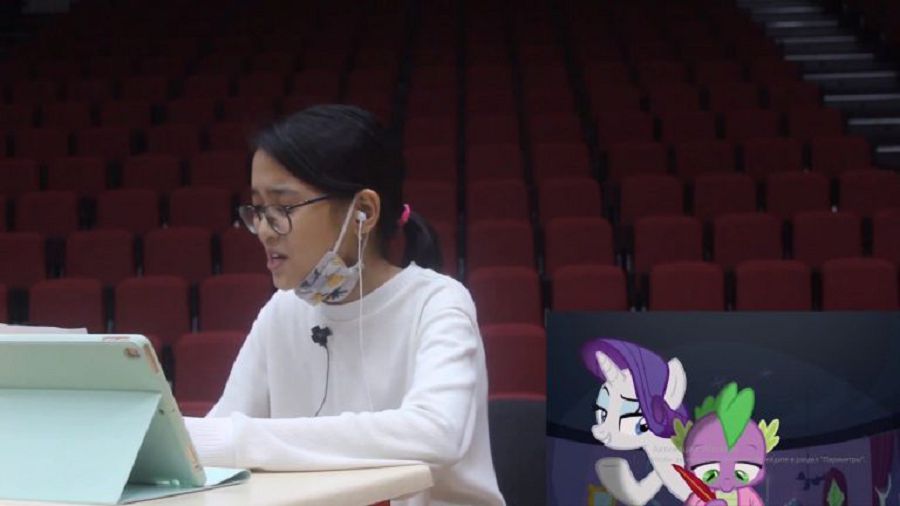 Oqýshylar jasaǵan dýblıaj