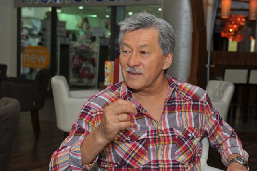 Doshan Joljaqsynov: «О́nerdegi bet túzeıtin qubylam –  «ishki synym» bosańsýǵa jol bermeıdi»