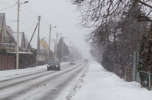 Atyraýda 2 mln teńge aıyppuly tólenbegen kólikpen júrgen sheteldik ustaldy