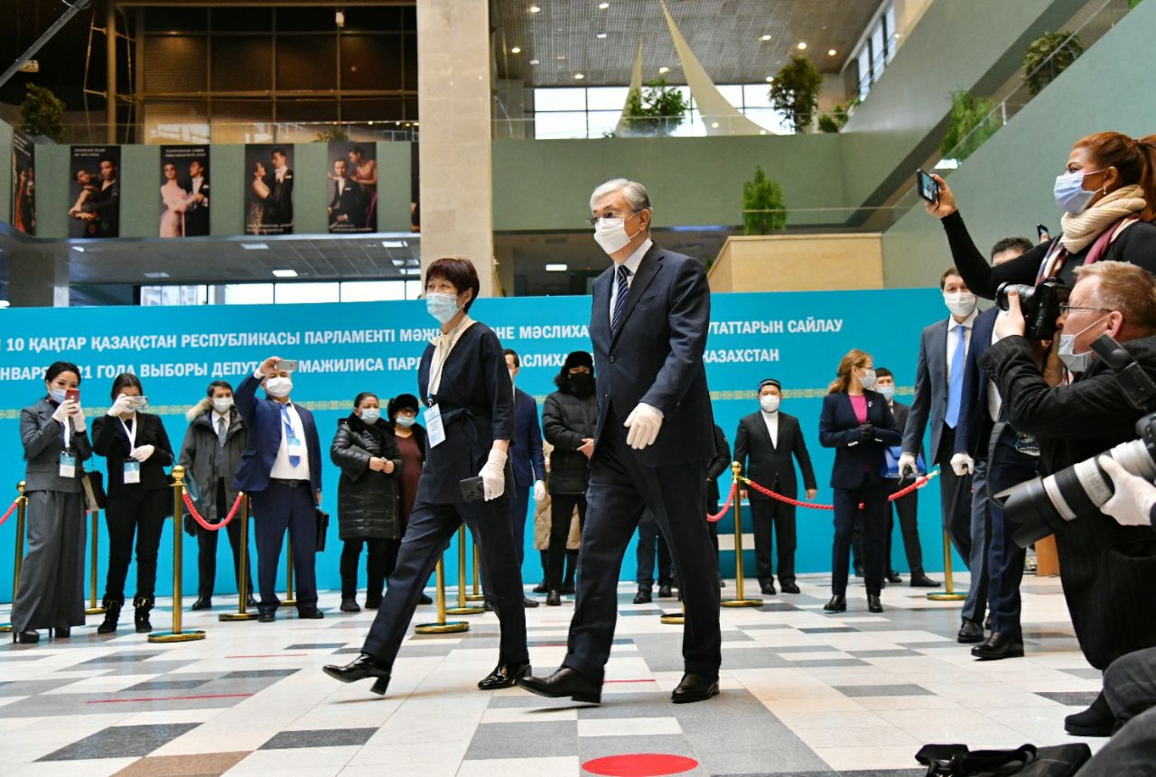 15 qańtarda ózekti másele kóteriledi - Prezıdent