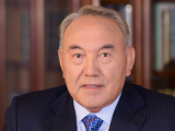 Nursultan Nazarbaev elordadaǵy saılaý ýchaskesinde daýys berdi
