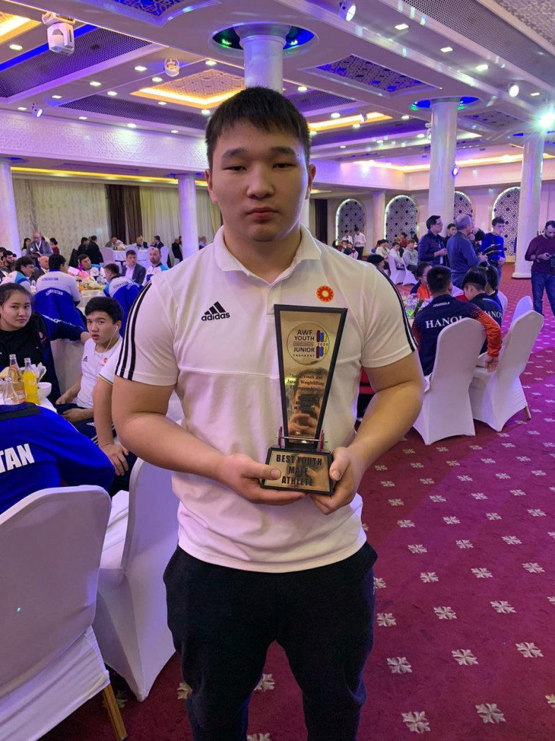 Rahat Bekbolat úzdik dep tanyldy