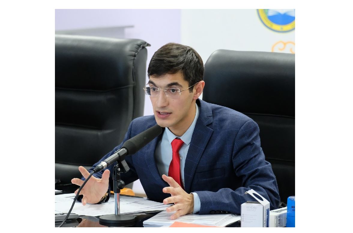 О́rkenıetti deńgeıde ótkeni qýantty