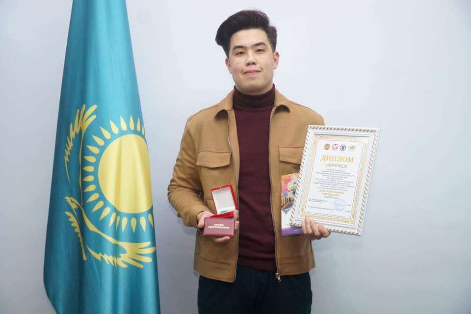 QazUMÝ stýdenti respýblıkanyń «Úzdik stýdenti» atandy