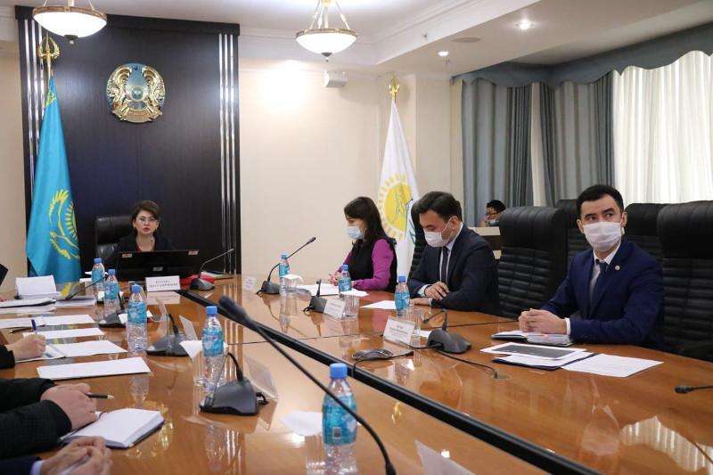 Adamgershilikke tárbıeleý strategııasy