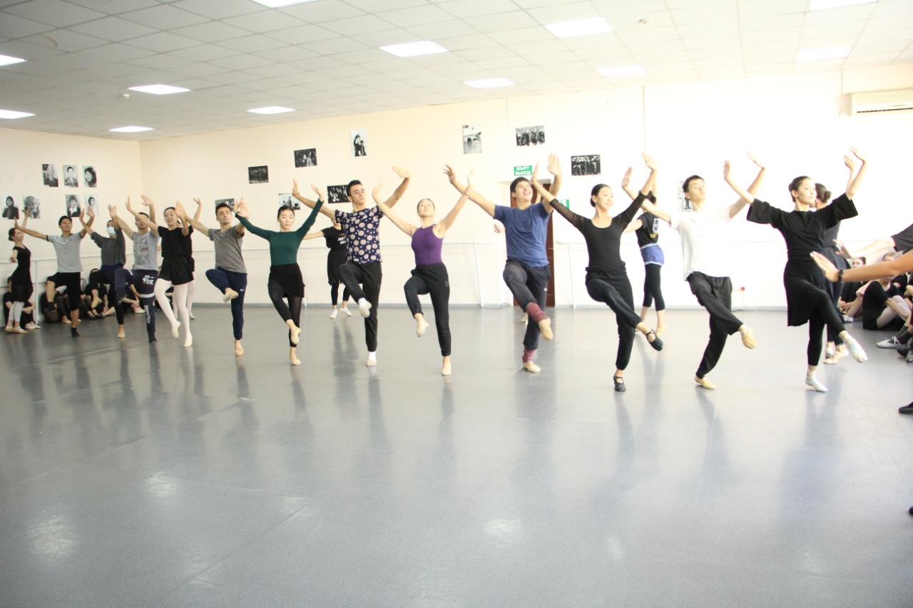 Jastardyń armanyn oryndaǵan óner báıgesi