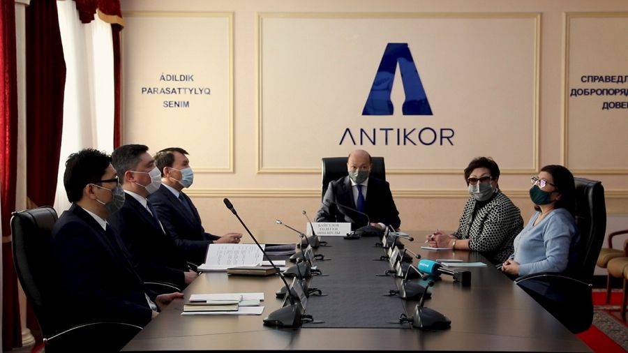 Ákimdikterde betburys bar (Ol – mınıstrlikterge ónege)