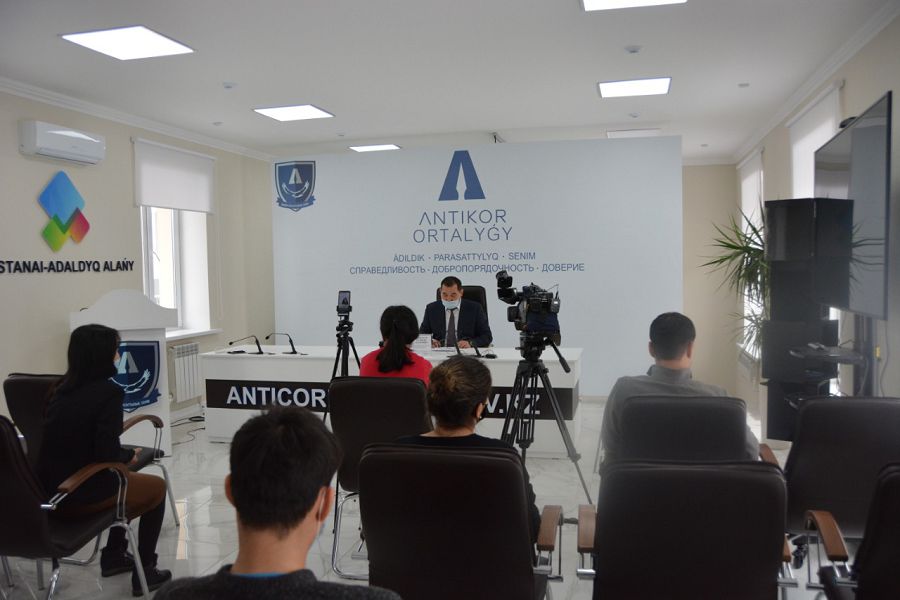 «Bestikke» engen óńirdegi betburys