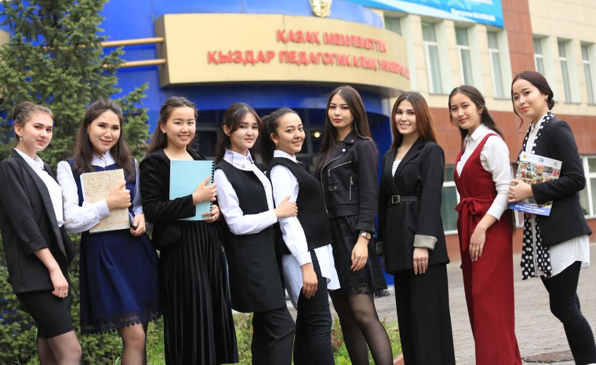 «Uly dalanyń uly qyzdary» bilim saıysy márege jetti