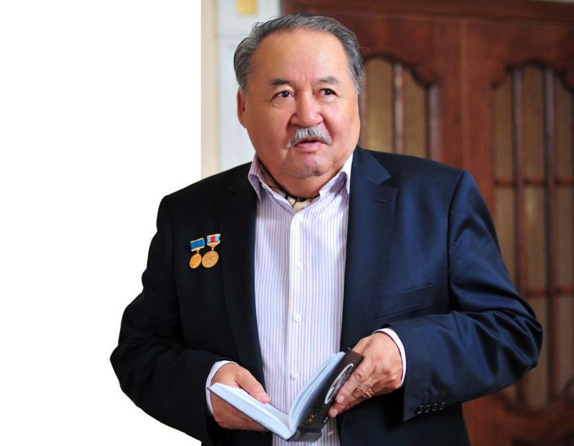 Azamat edi aıaýly. Ánes Saraevpen qoshtasý