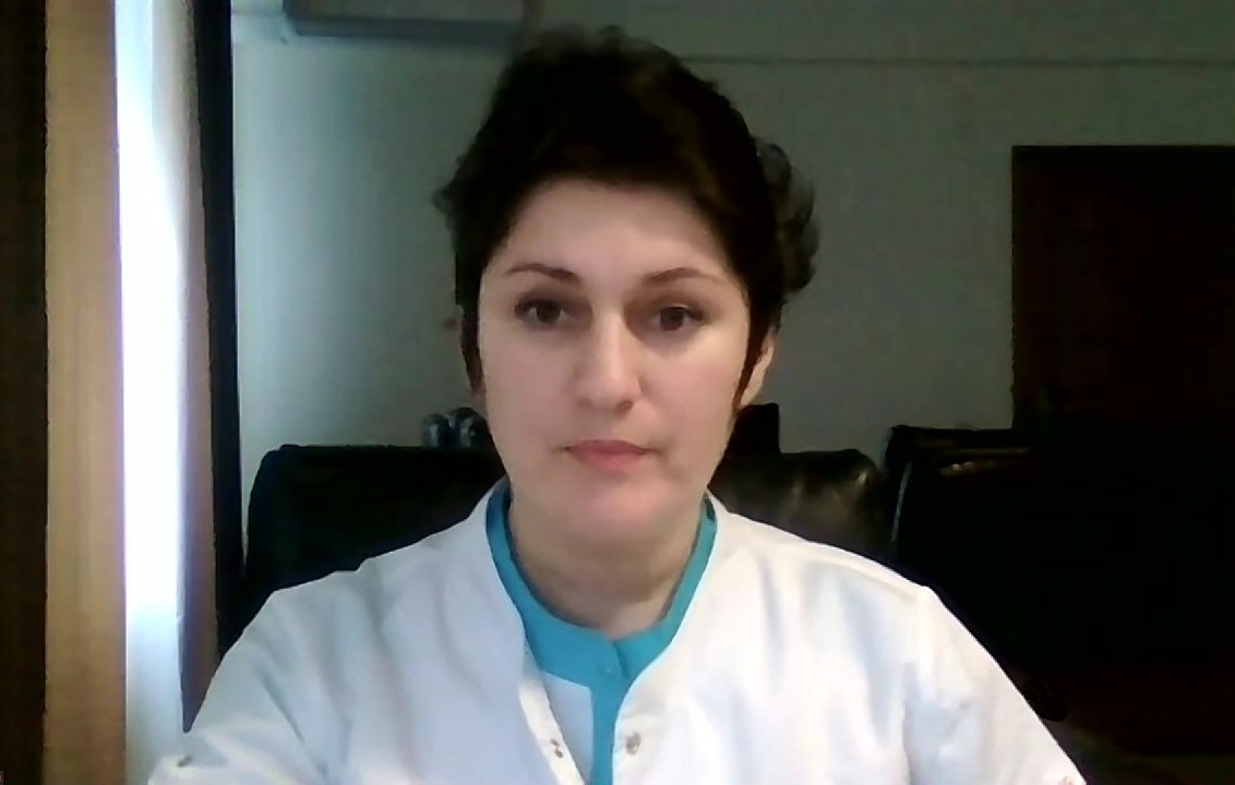 Almatydaǵy medısınalyq qyzmetkerlerdi vaksınasııalaý úshin 1750 doza ákelindi