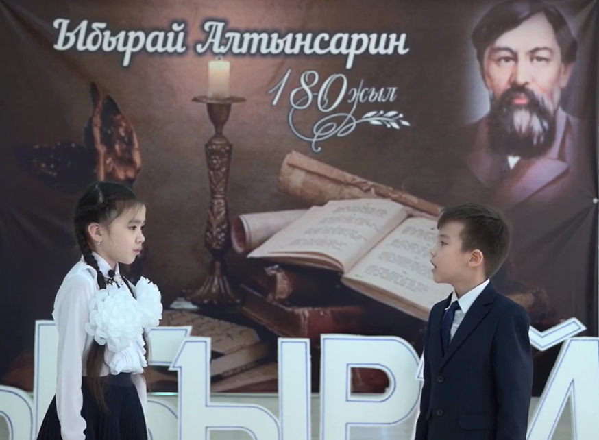 Atyraýlyq ustazdar aǵartýshyǵa arnalǵan chellendj uıymdastyrdy