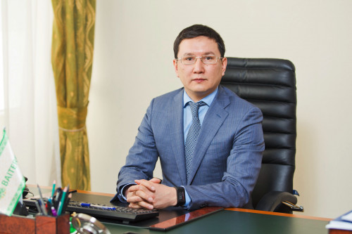 Aıdar Áriphanov: «Báıterek» balamasy joq biregeı ınstıtýtqa aınaldy