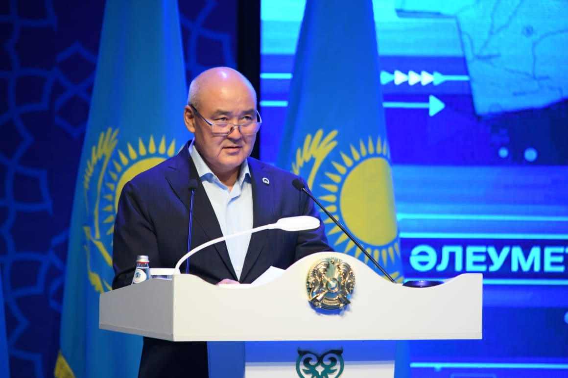 О́mirzaq Shókeev: Oblys bıznesti júrgizý boıynsha úzdik óńir atandy