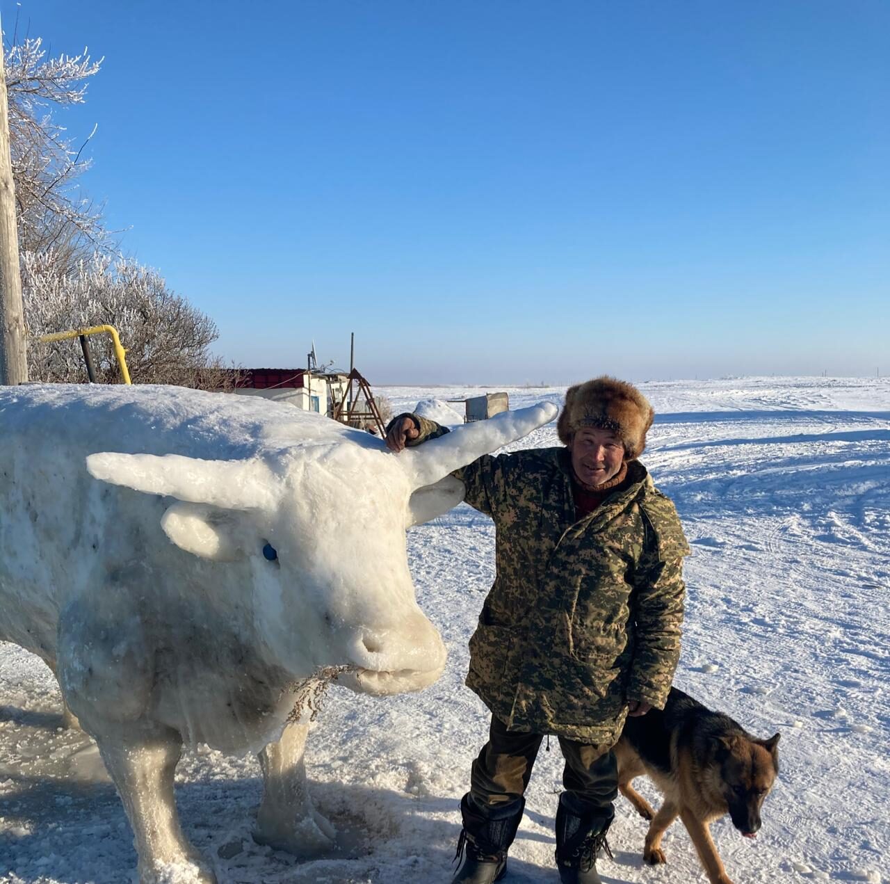 Elektrdánekerleýshi muzdan músin turǵyzdy