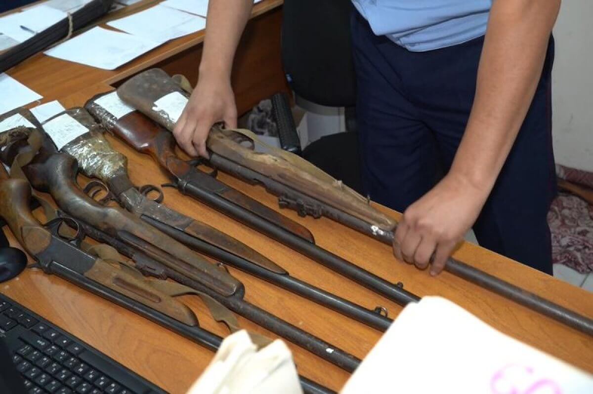 Bir adamnan bes myltyq shyqty