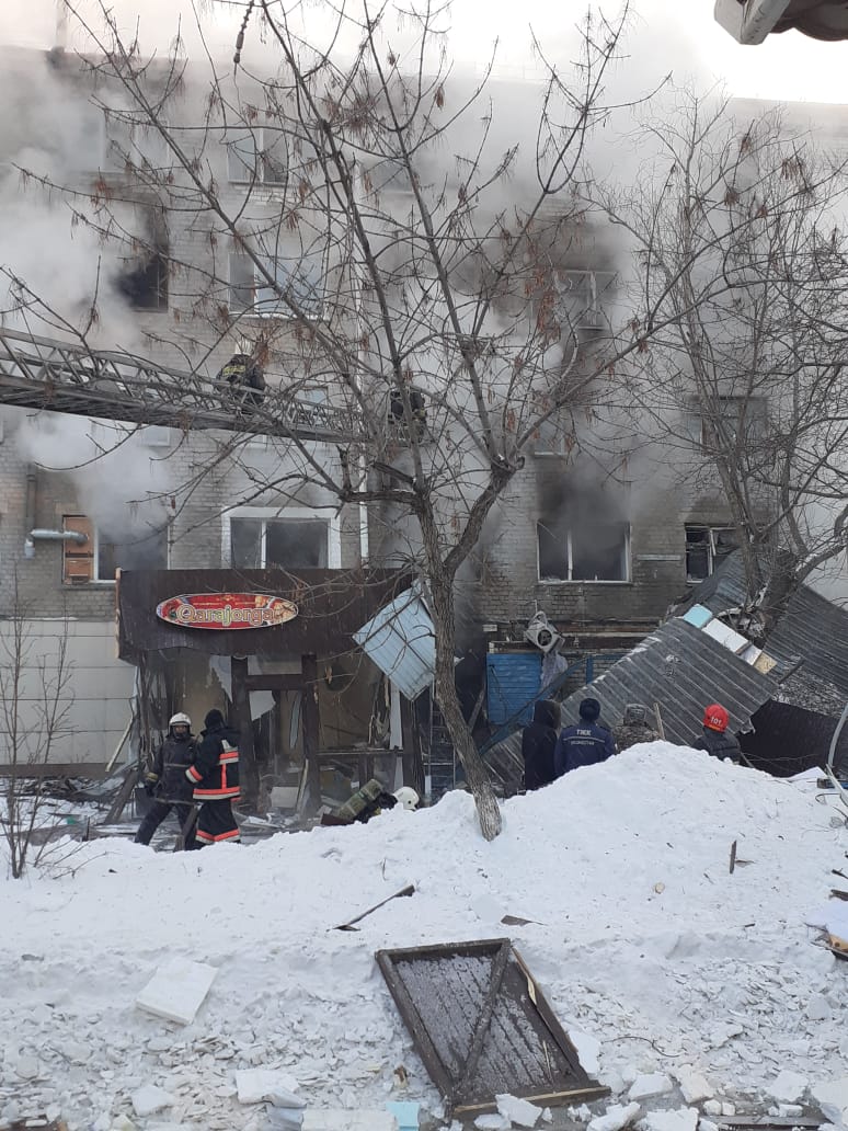 Tilsiz jaý taǵy da bas kóterdi