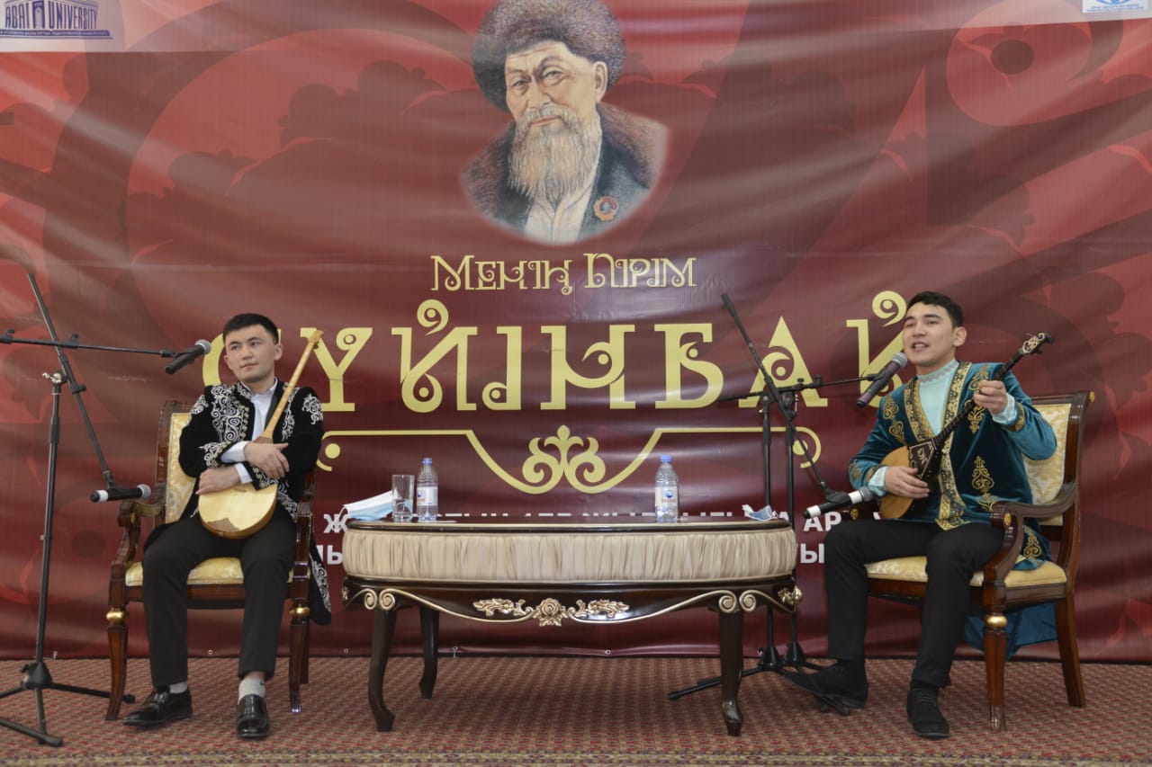 «Meniń pirim – Súıinbaı» atty halyqaralyq aqyndar aıtysy ótti