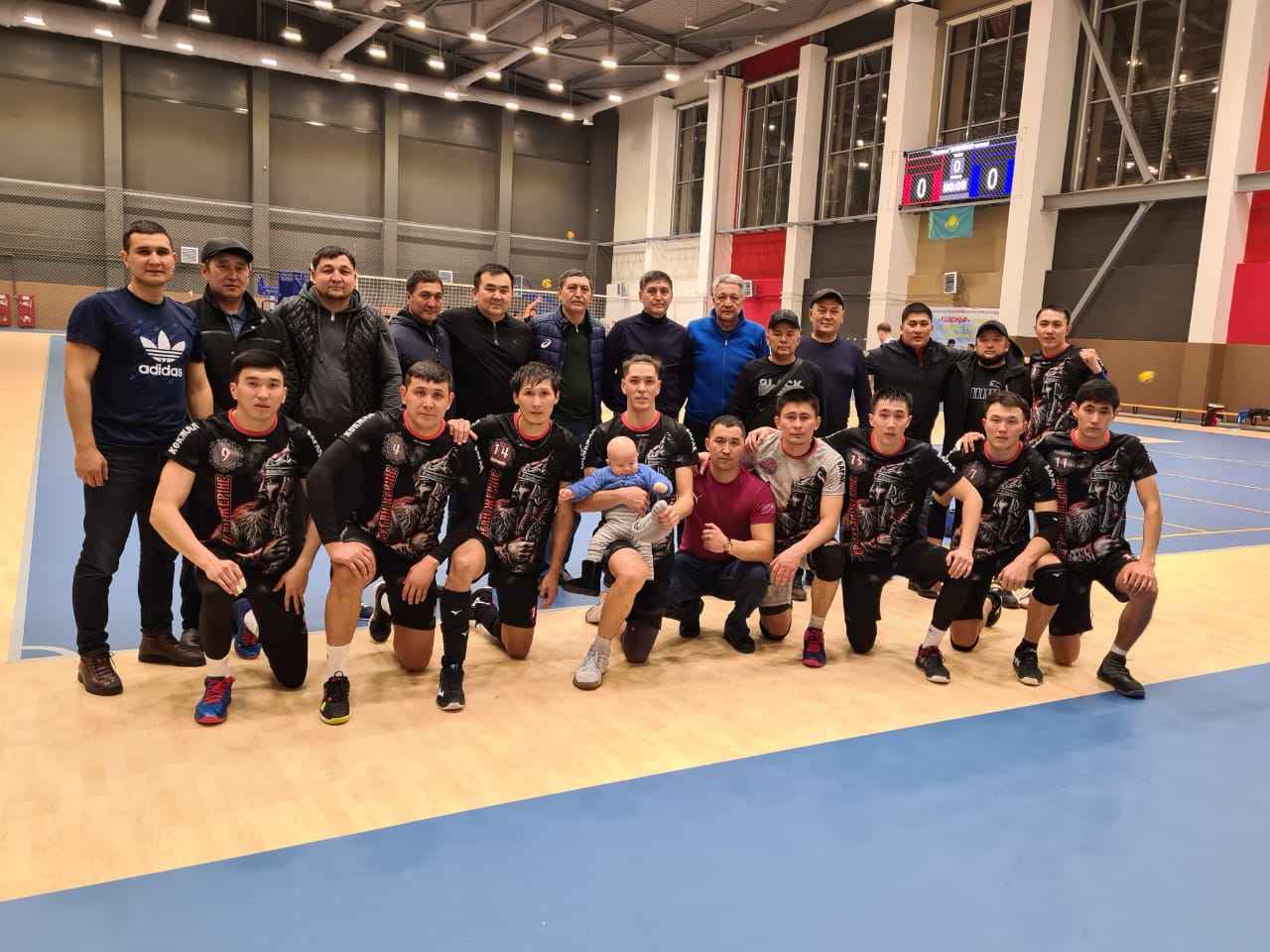 Shyǵystyń jigitteri qara úzdi