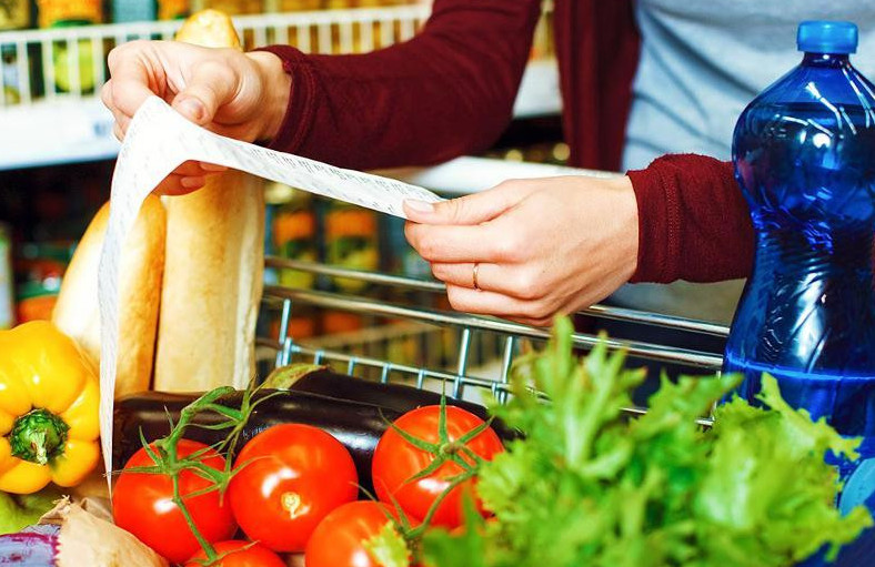 Teńge turaqty: Baǵa nege óse beredi?