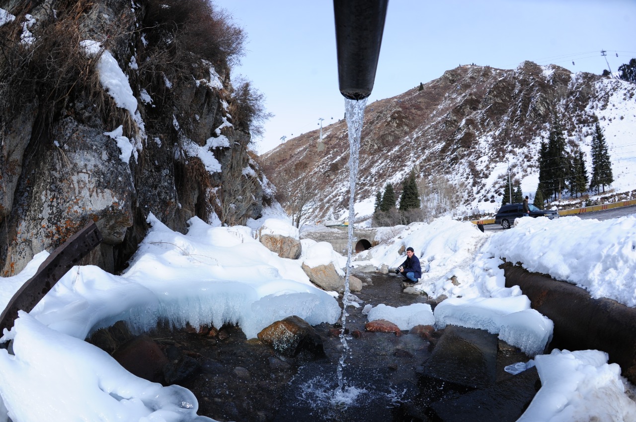 Býlyǵyp aqqan bulaqtardyń kózin ashsaq...