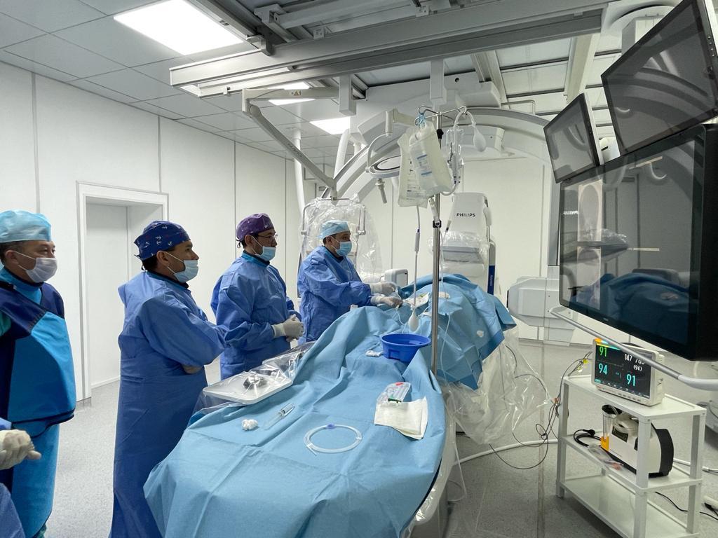 Shymkenttik dárigerler elordalyq mamandarmen memorandýmǵa qol qoıdy