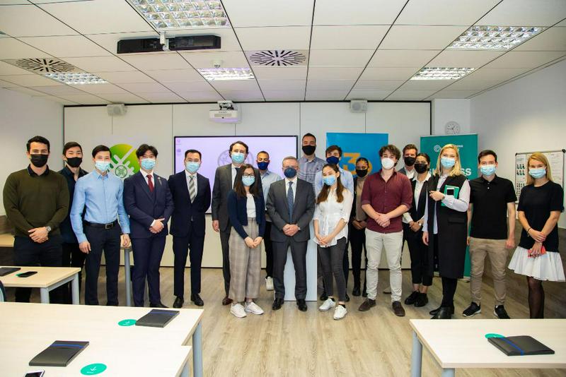 Barselona bıznes mektebinde Qazaqstan táýelsizdiginiń 30 jyldyǵyna arnalǵan dáris ótti