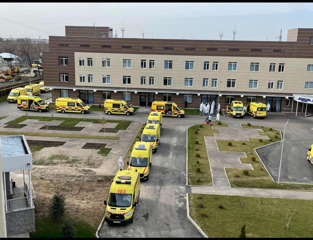 Almatyda koronavırýs pandemııasynyń úshinshi tolqyny bastaldy
