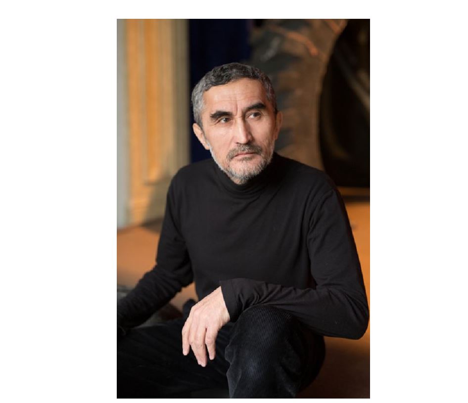 Meıram Qaısanov: Kórermenmen sahna arqyly syrlasqan unaıdy