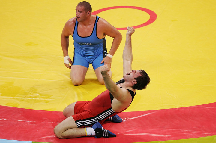 Sýrsýmııa qyrqynda qamal ala ma?