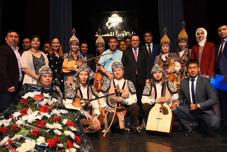 Tól ónerdi tórge ozdyrǵan Táýelsizdik