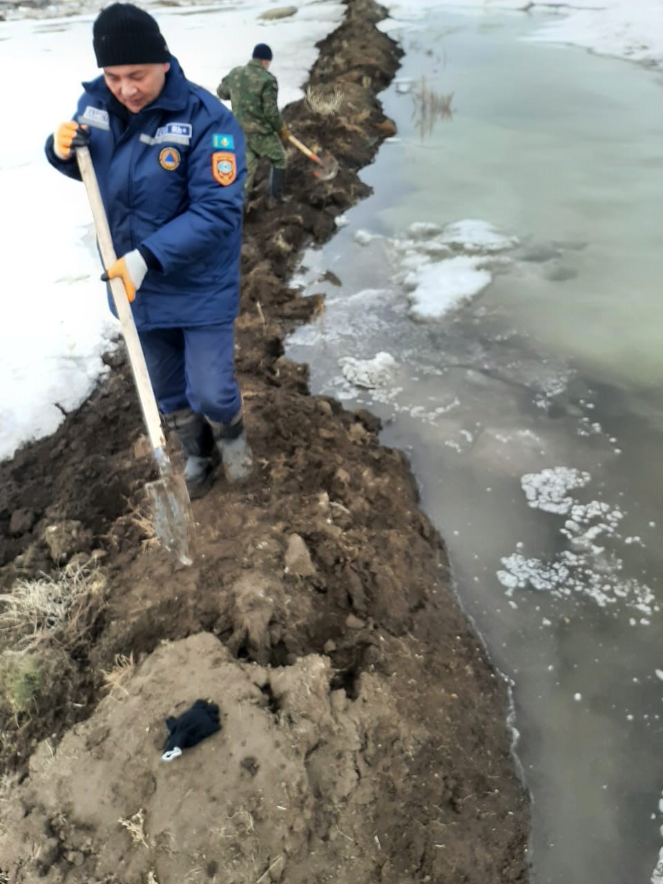 TJD jıyntyq bólimsheleri tasqynǵa qarsy kúresti qyzý júrgizýde