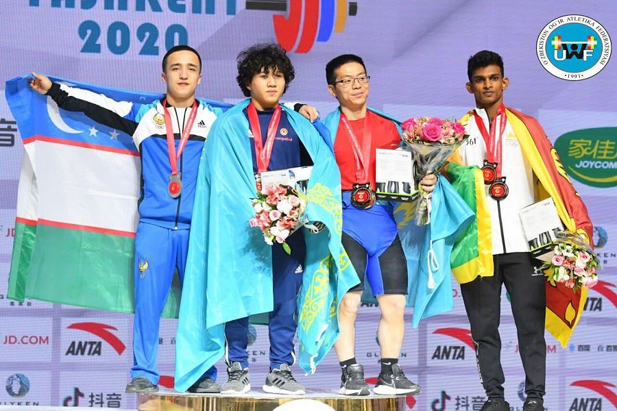 Azııa chempıonatyn tabysty bastady