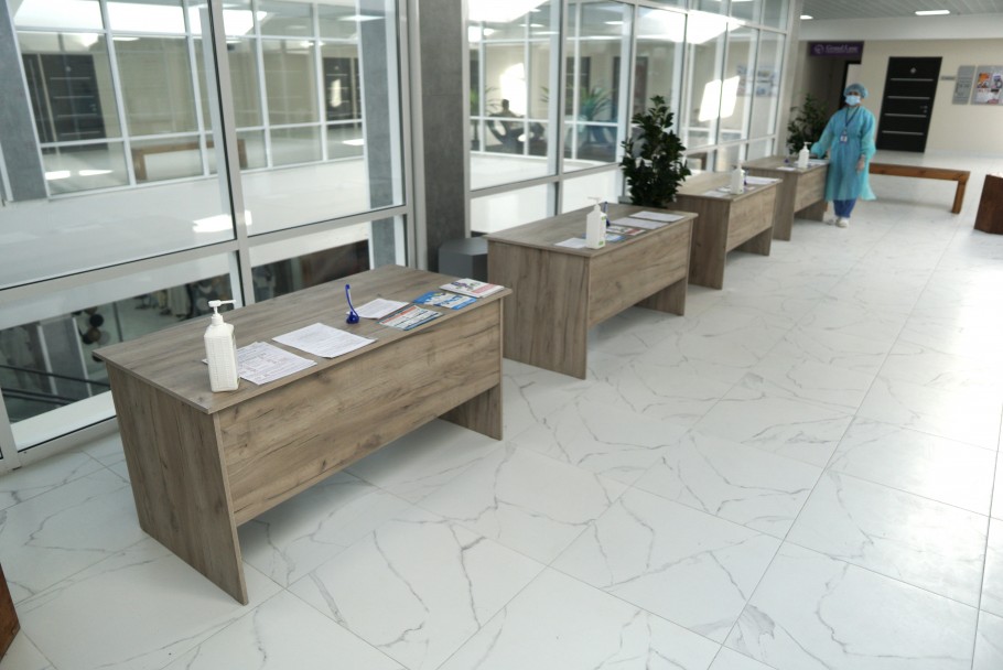 Saýda ortalyǵyndaǵy ekpe kabıneti