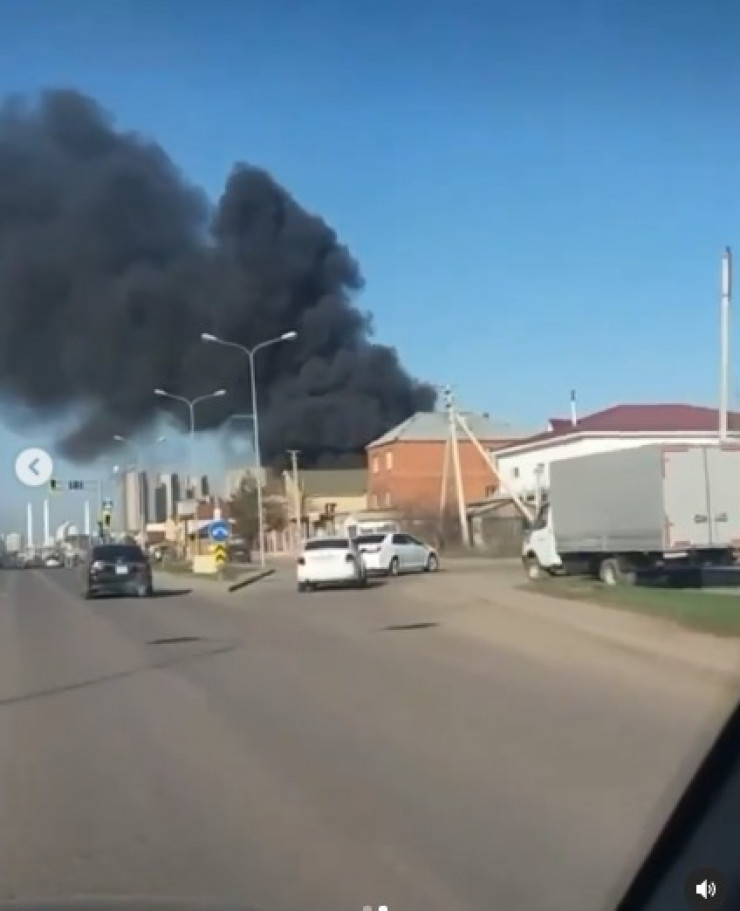 Nur-Sultanda jeke turǵyn úıden órt shyqty