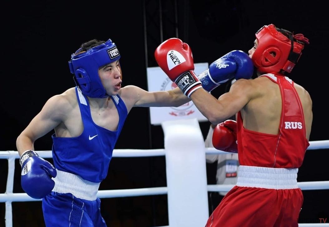 Erbolat Sabyr kúmis medaldi ıelendi