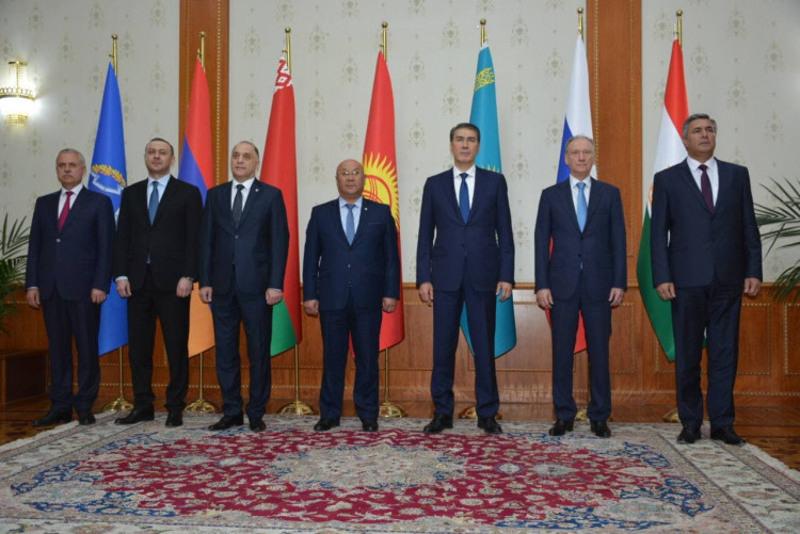 Áset Isekeshev UQShU Qaýipsizdik keńesi hatshylary komıtetiniń otyrysyna qatysty