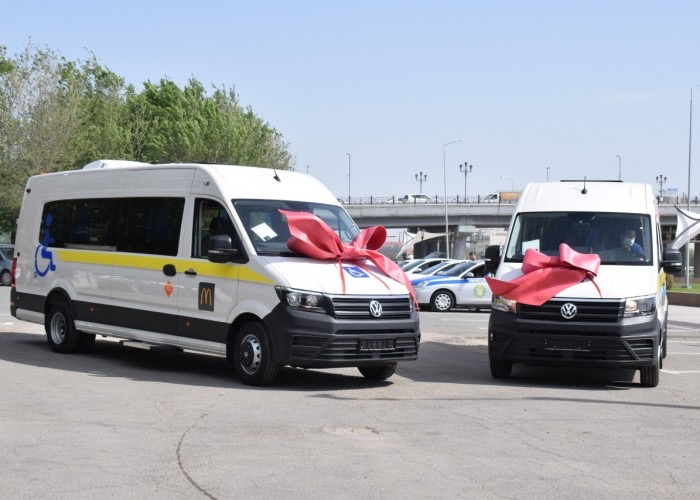 Atyraýda múmkindigi shekteýli jandar úshin eki ınvataksı syıǵa berildi