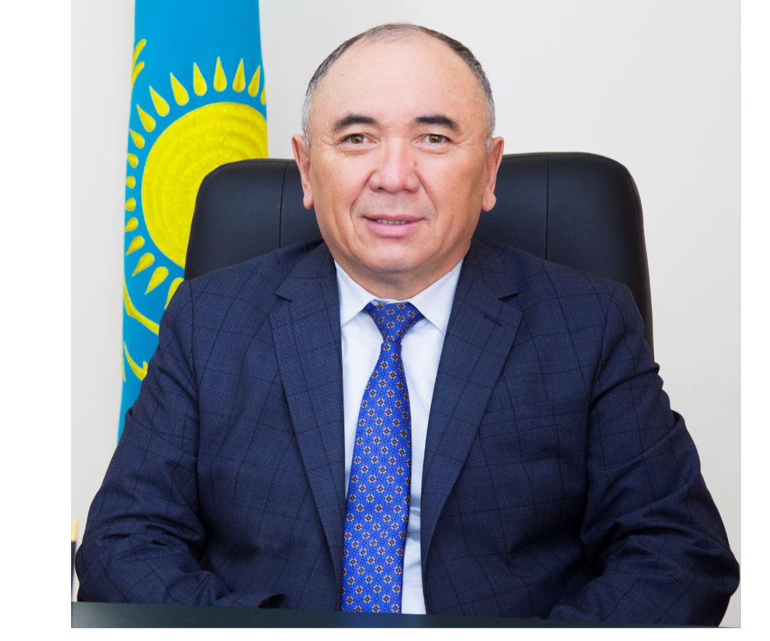 Alǵashqy ustaz izimen