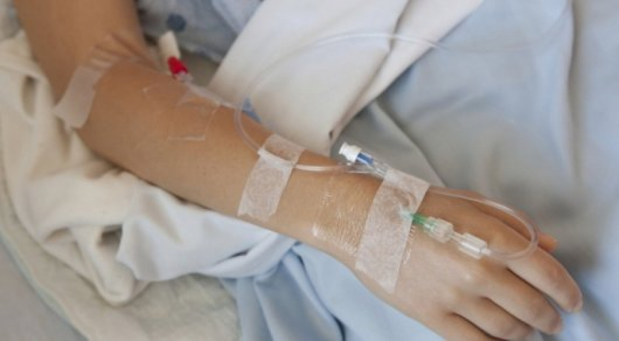 Atyraýda koronavırýs juqtyrǵan 27 naýqas jansaqtaý bóliminde jatyr