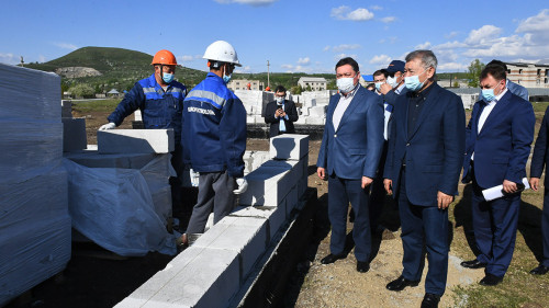 Áleýmettik nysandar  qurylysymen tanysty